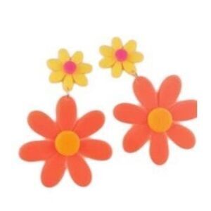 Adorable Flower Earrings